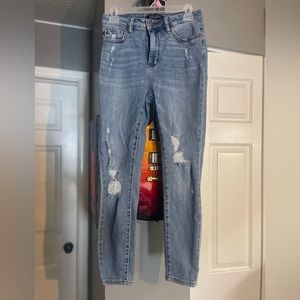 EUC Judy Blue Control Top Skinny Jeans